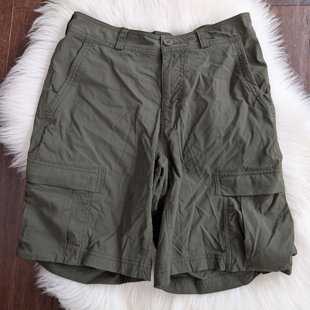 REI Co-Op Cargo Hiking Shorts Mens Size 30 Olive Green Outdoor Lightweight